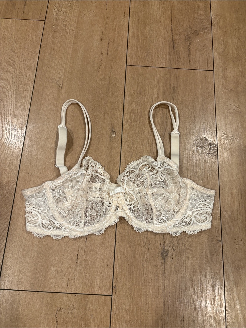 Simone Perele Lace Bra Size 32B